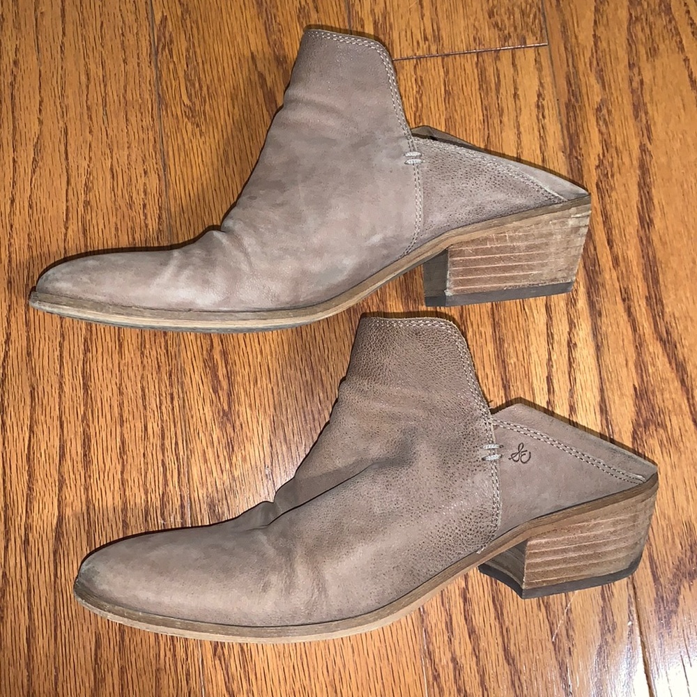 Booties - Picture 11 of 11